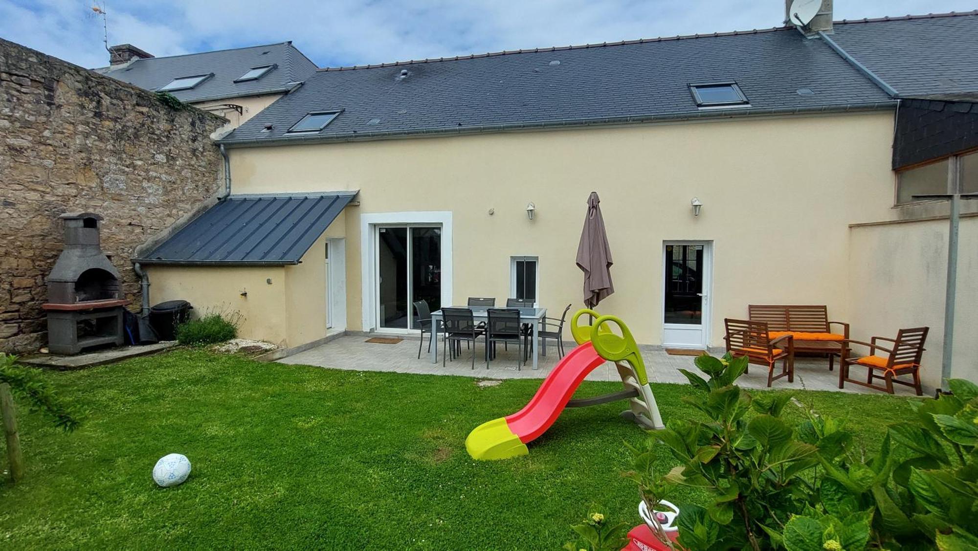 Le So Wild, Maison Avec Jardin Clos, Terrasse Amenagee, 5 Mn A Pied Commerce, Terrain De Tennis, A 800 M De La Plage D'Omaha Beach Jeux Arcade, Jouets, Materiel Jeunes Enfants Enfants, Table Ping-Pong Vierville-sur-Mer Exteriér fotografie