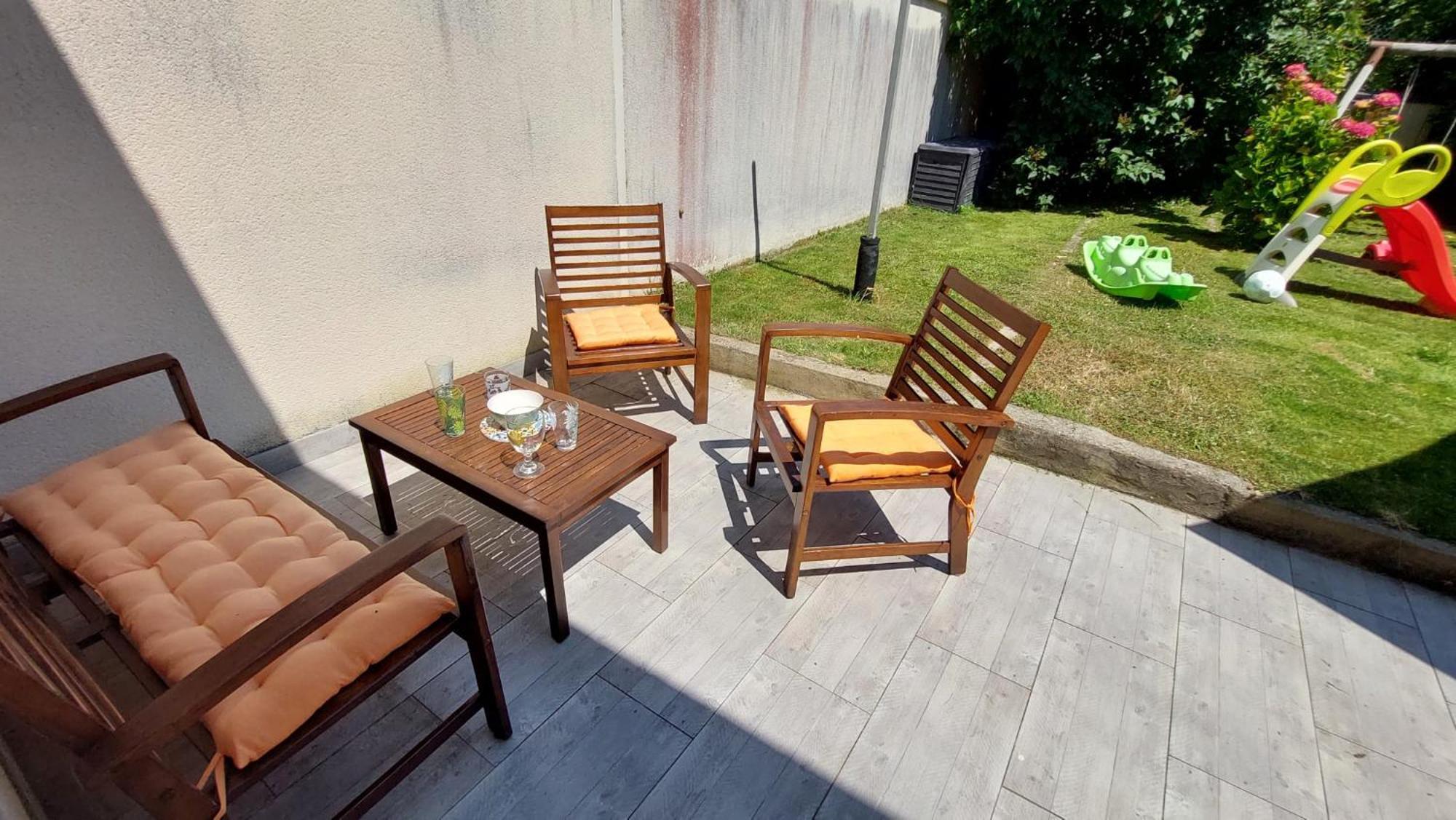 Le So Wild, Maison Avec Jardin Clos, Terrasse Amenagee, 5 Mn A Pied Commerce, Terrain De Tennis, A 800 M De La Plage D'Omaha Beach Jeux Arcade, Jouets, Materiel Jeunes Enfants Enfants, Table Ping-Pong Vierville-sur-Mer Exteriér fotografie
